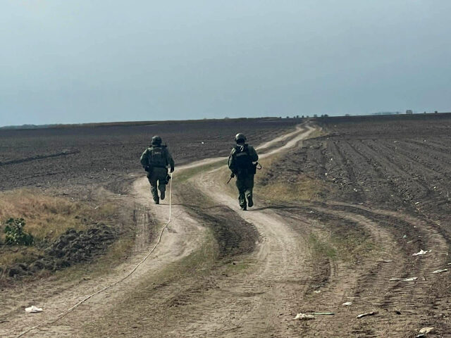 Mexican military forces search for buried cartel landmines in Tamaulipas. (Credit: Breitba